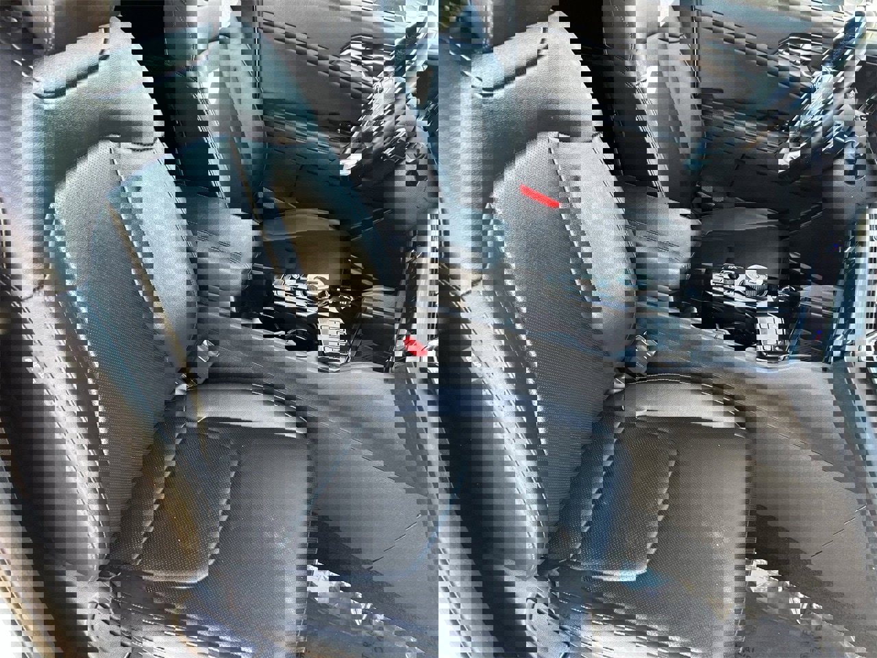 Used 2024 Kia Sportage EX image 11