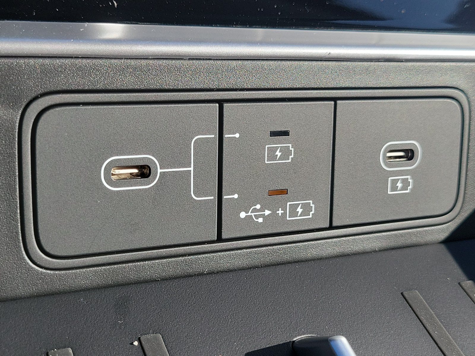 New 2027 Hyundai Santa Fe SE FWD image 15