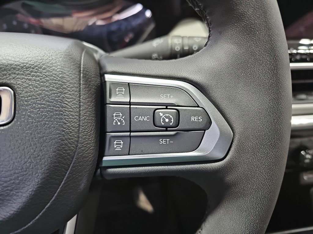 Used 2023 Jeep Compass Limited w/ Elite Group image 17