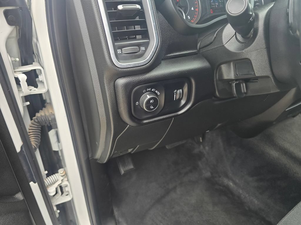 Used 2025 RAM 2500 Big Horn AWD/4WD image 22