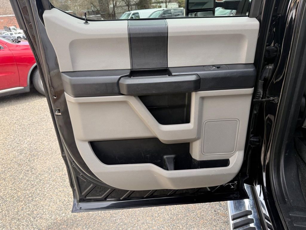 Used 2020 Ford F250 XL w/ STX Appearance Package image 13
