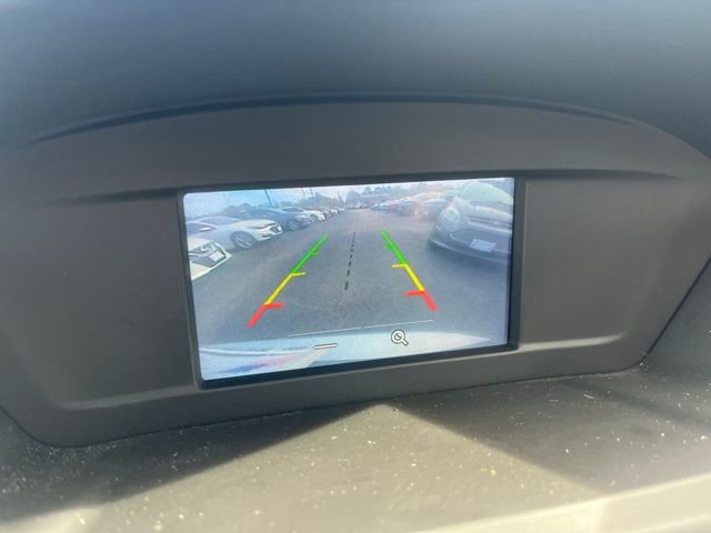 Used 2018 Ford C-MAX SE image 2