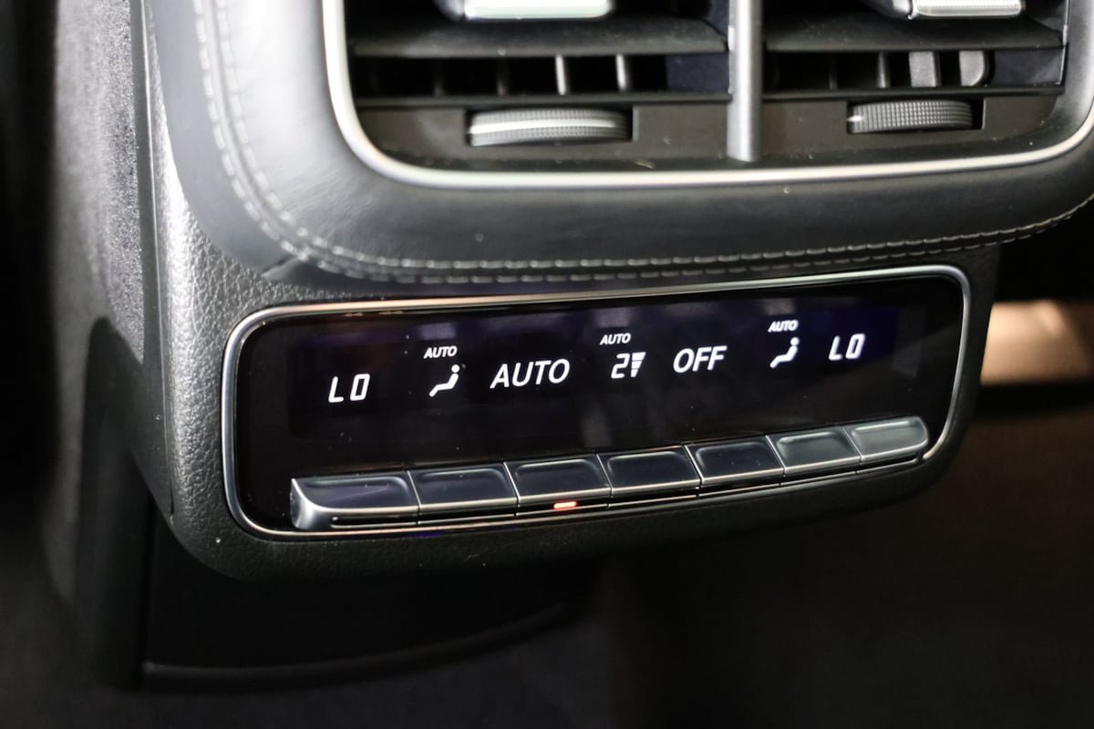 Used 2021 Mercedes-Benz GLS 63 AMG 4MATIC image 32