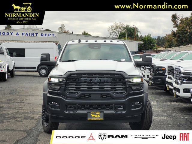 New 2026 RAM 5500 Tradesman AWD/4WD image 2