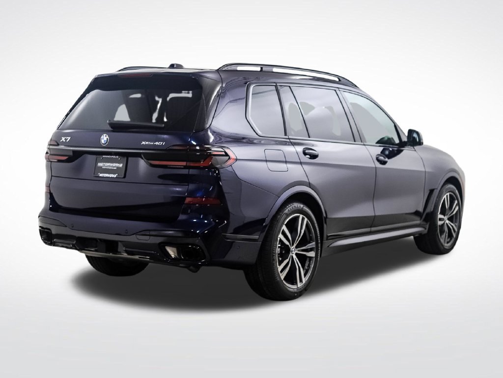 Used 2027 BMW X7 xDrive40i w/ M Sport Package AWD/4WD image 5