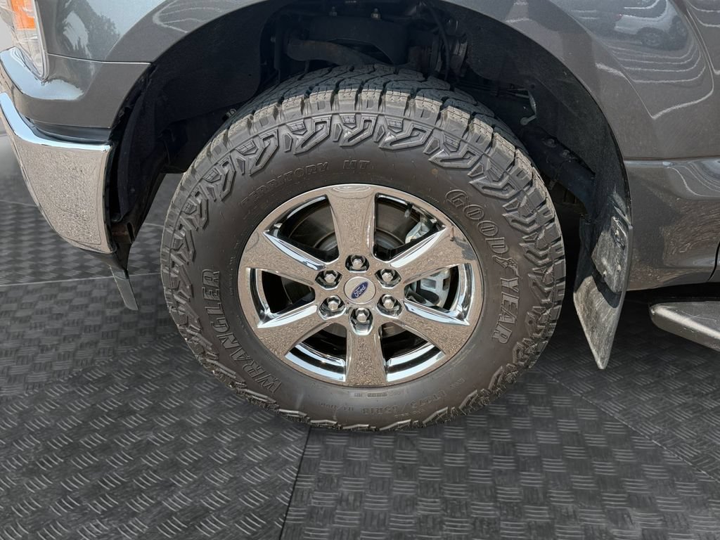 Used 2020 Ford F150 XLT w/ Equipment Group 301A Mid AWD/4WD image 14