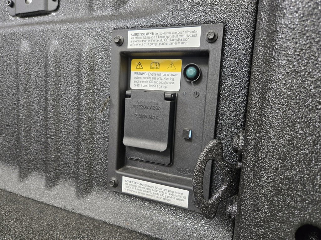 New 2025 Ford F250 Lariat w/ Lariat Ultimate Package image 9