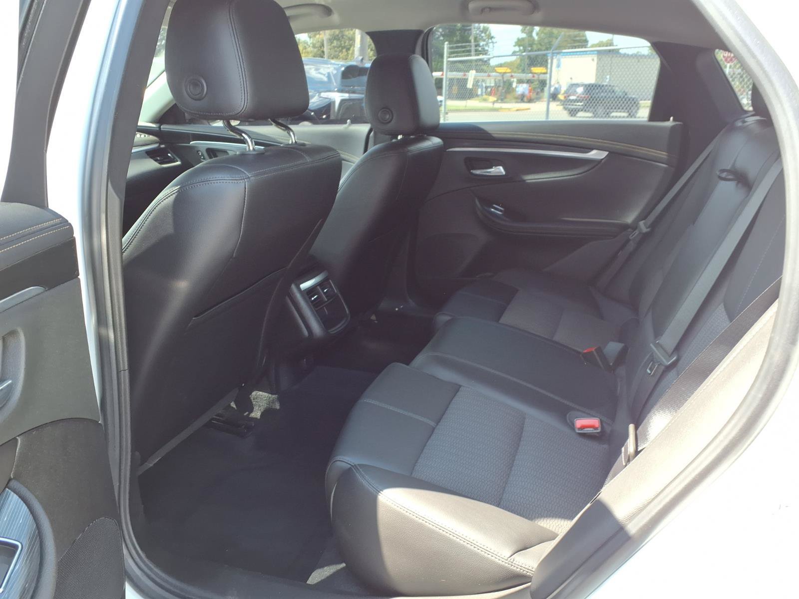 Used 2020 Chevrolet Impala LT FWD image 18