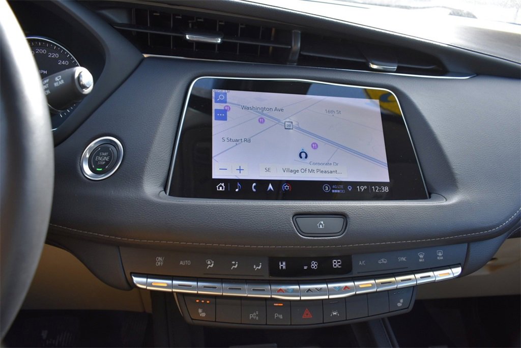 Used 2022 Cadillac XT4 Premium Luxury image 20