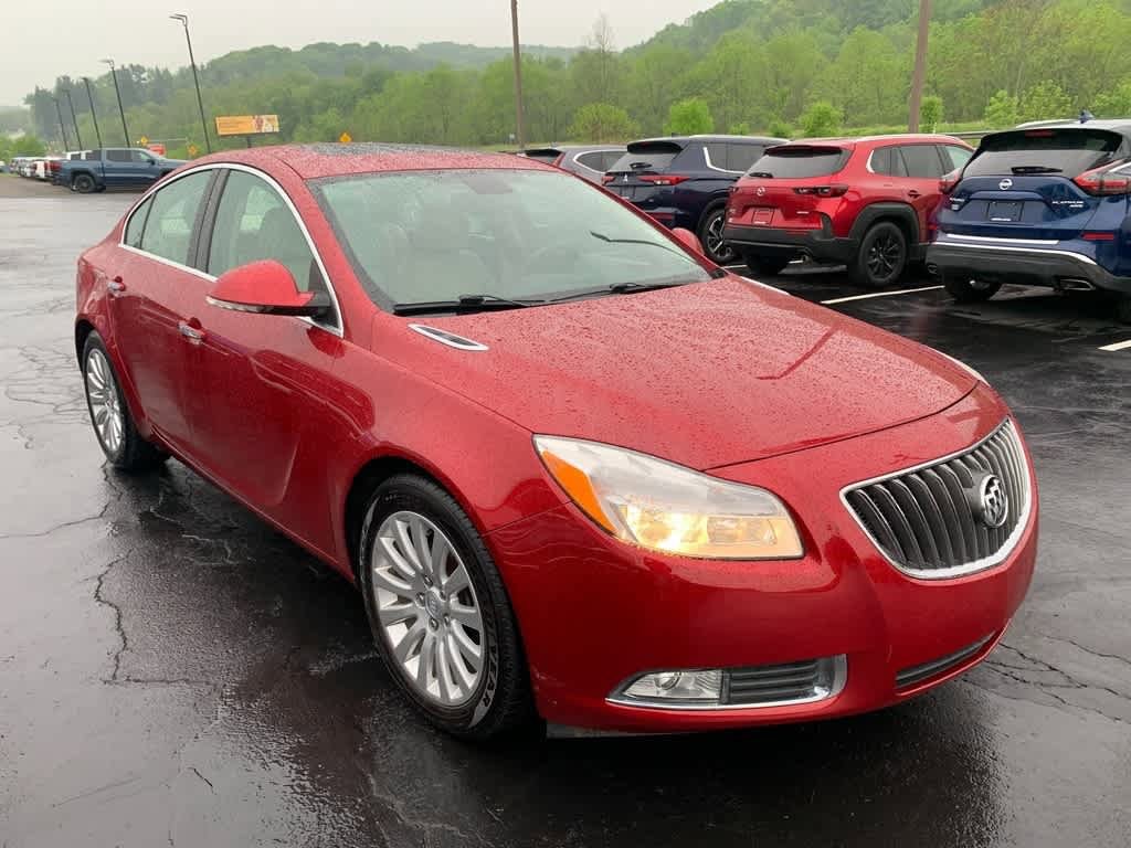 Used 2013 Buick Regal Premium FWD image 7