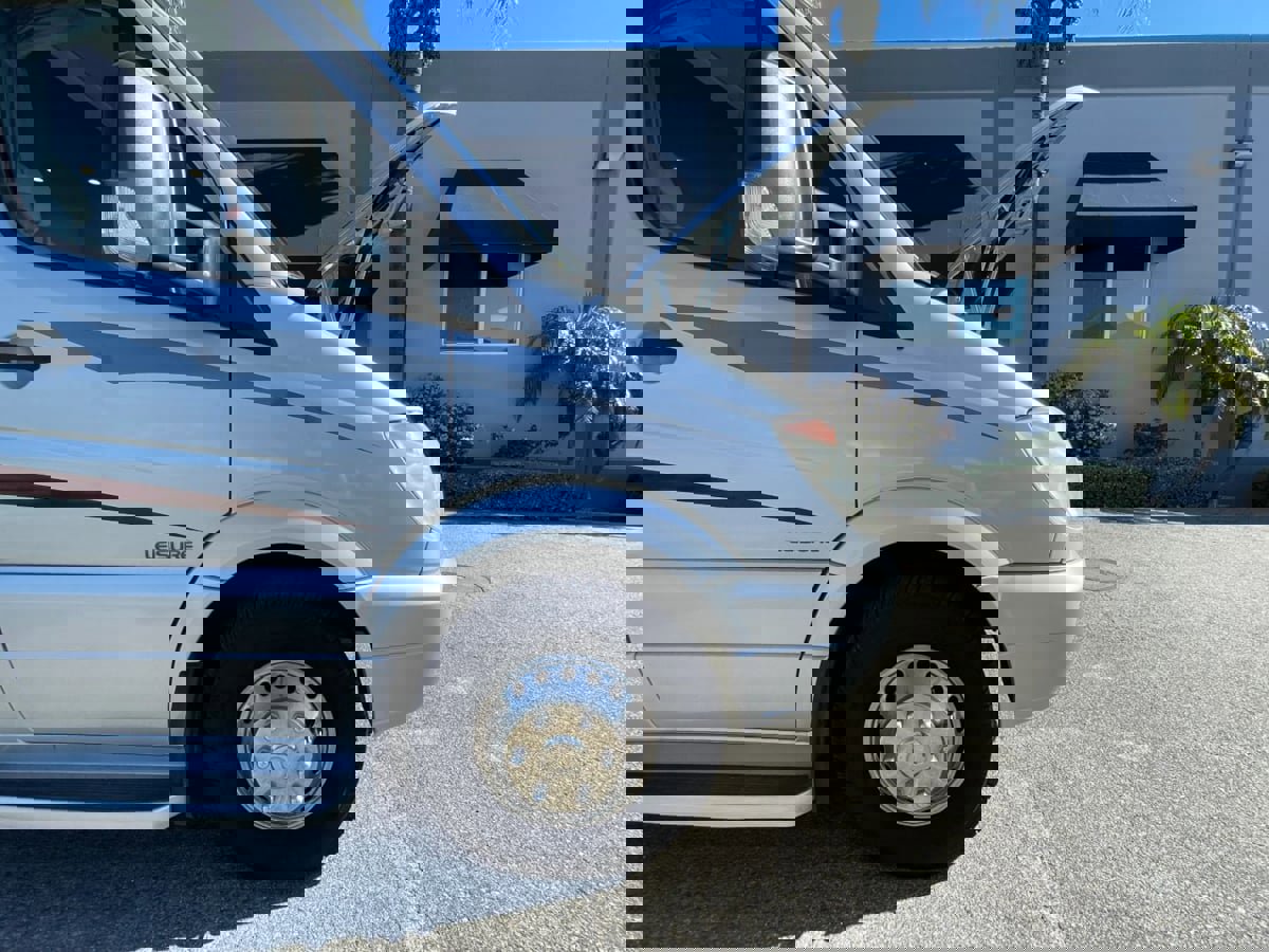 Used 2013 Mercedes-Benz Sprinter 3500 image 58