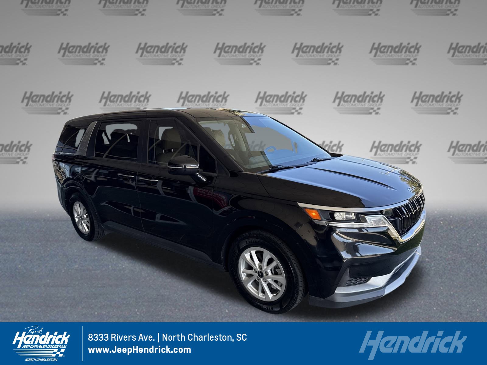 Used 2023 Kia Carnival LX