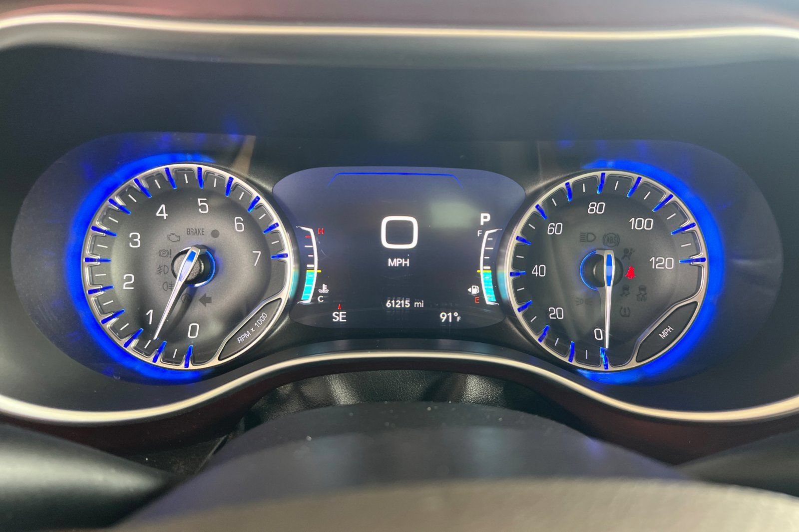Used 2020 Chrysler Pacifica Limited FWD image 26