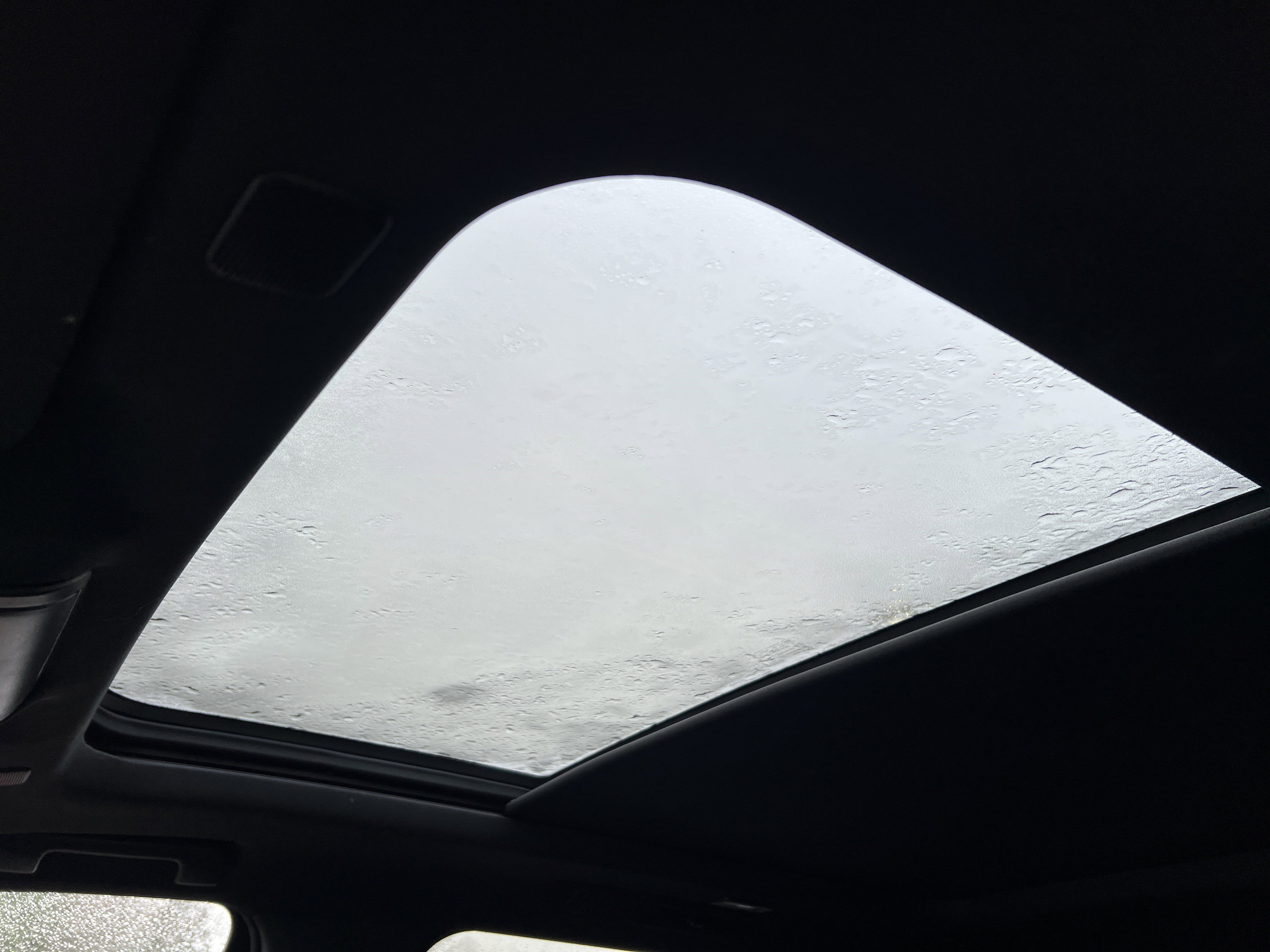 Used 2024 GMC Yukon SLT w/ SLT Luxury Package image 12