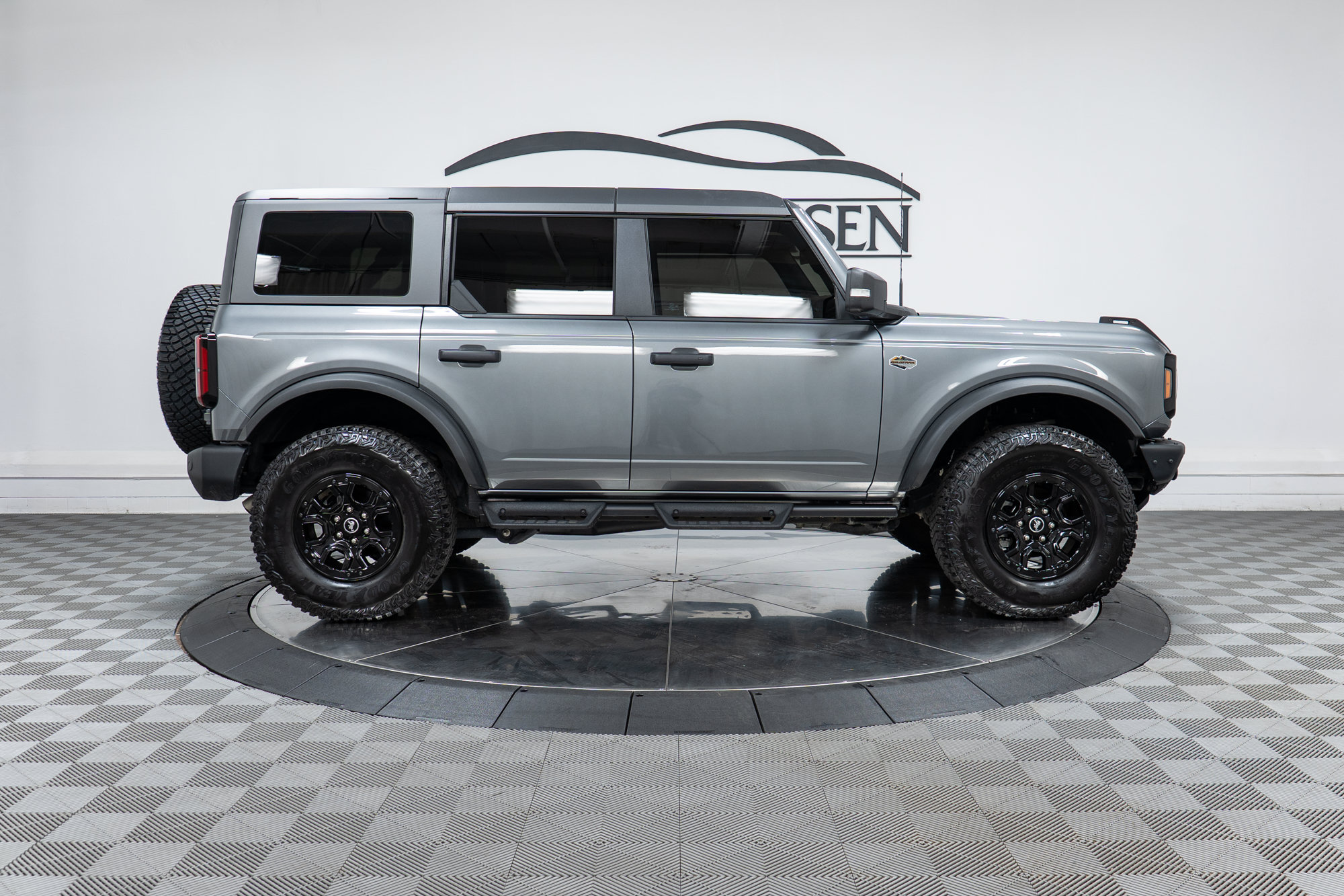 Used 2024 Ford Bronco Wildtrak AWD/4WD image 4