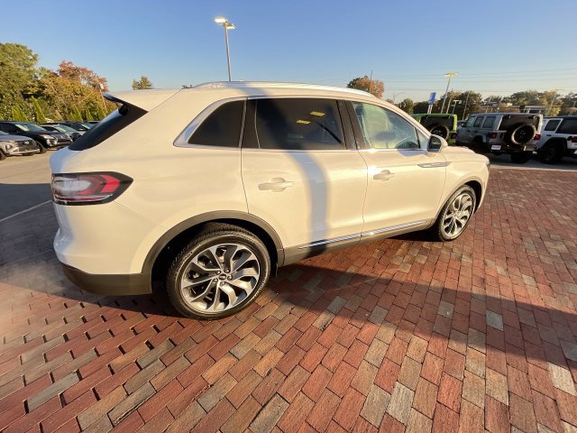 Used 2022 Lincoln Nautilus Reserve AWD/4WD image 35