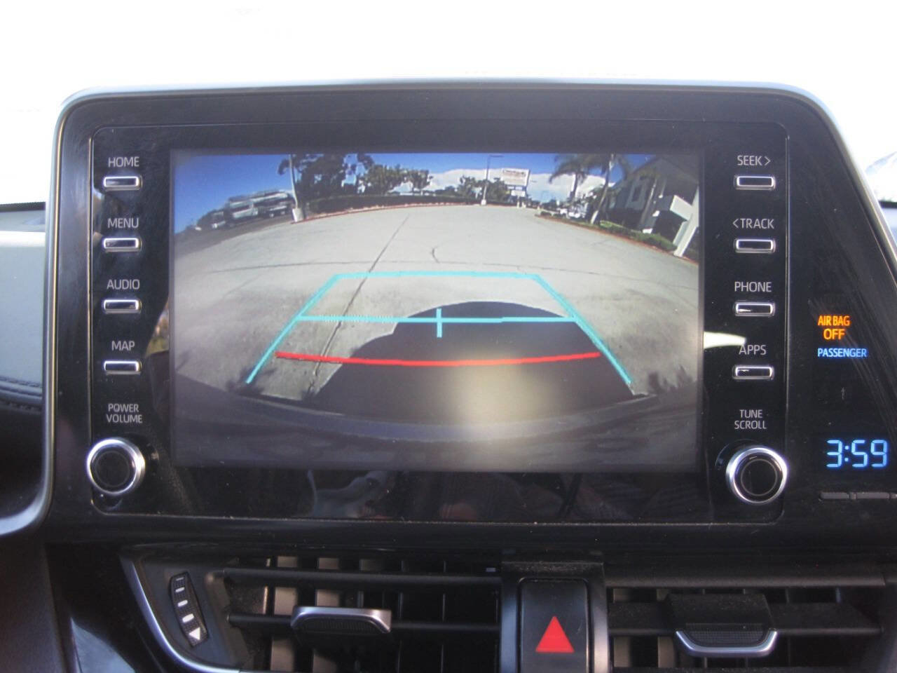 Used 2019 Toyota C-HR LE image 34