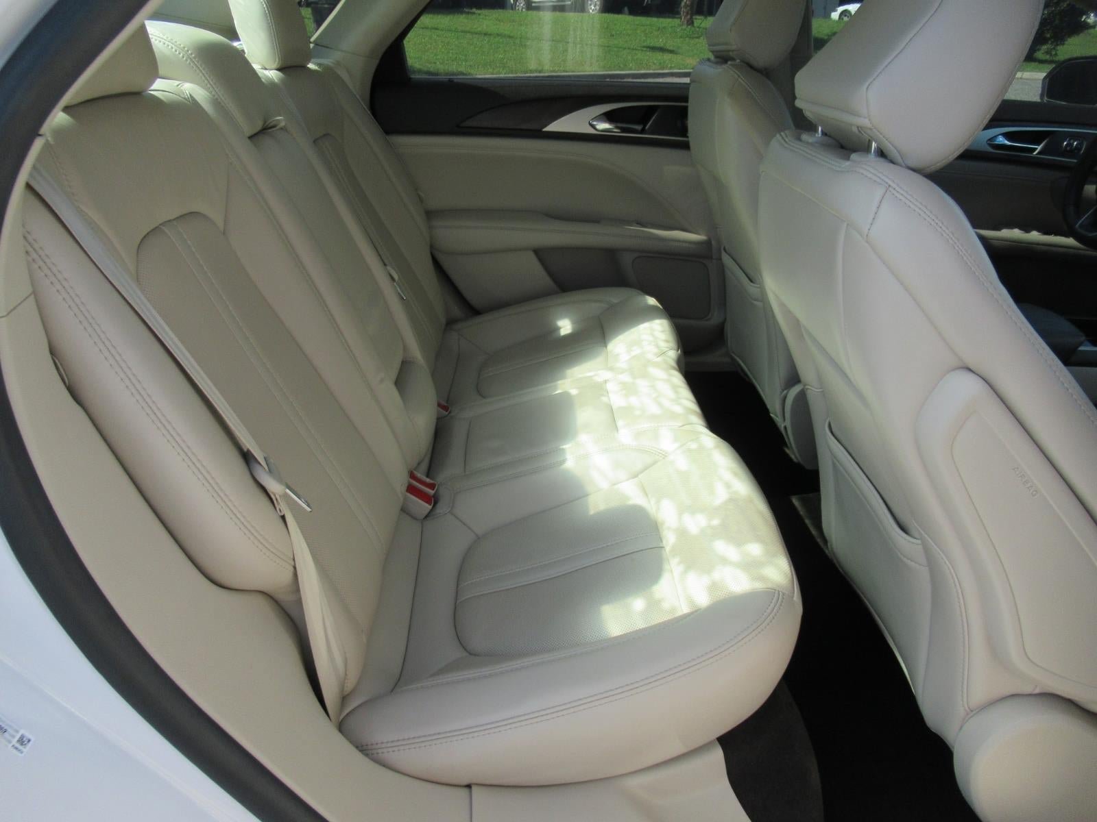 Used 2020 Lincoln MKZ Reserve w/ Monochromatic Package AWD/4WD image 37