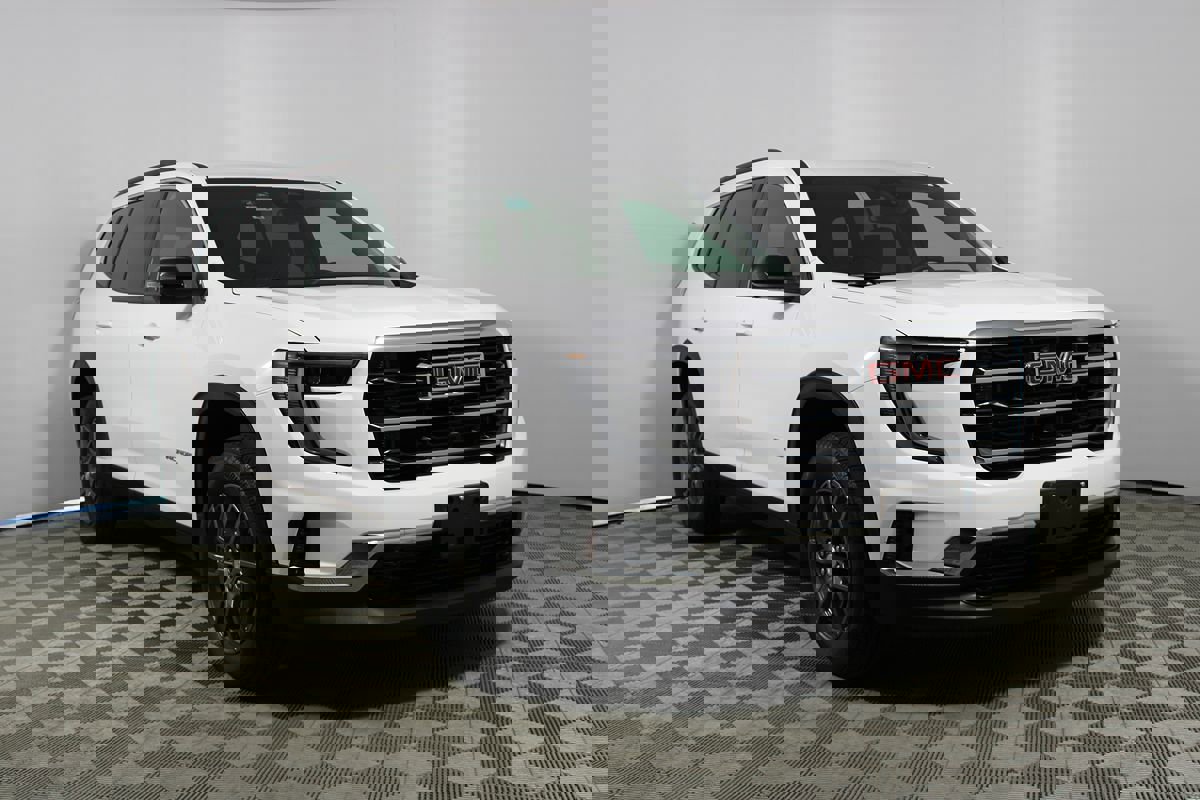 Used 2025 GMC Acadia Elevation image 43