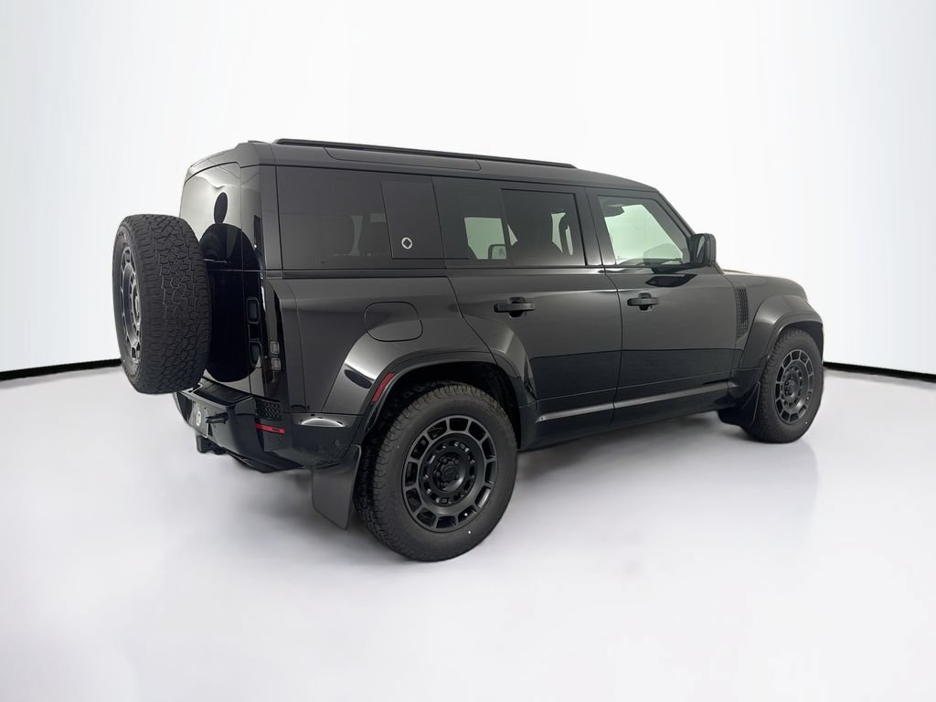 New 2026 Land Rover Defender 110 OCTA AWD/4WD image 5