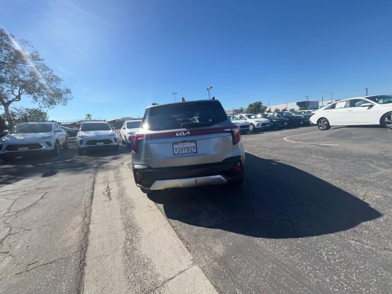 Used 2025 Kia Seltos S image 16