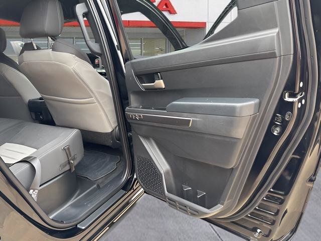 Used 2024 Toyota Tacoma TRD Off-Road image 20