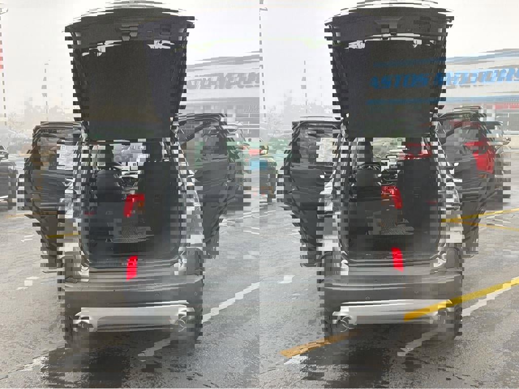 Used 2022 Ford Escape SEL image 11