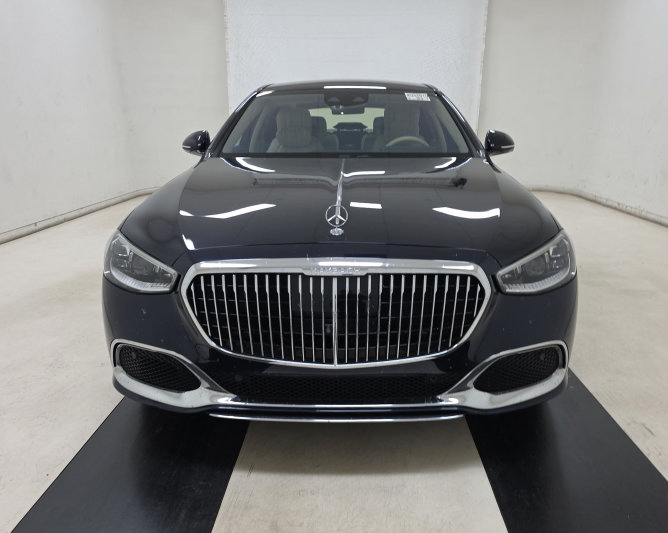 Used 2022 Mercedes-Benz Maybach S 580 4MATIC image 5