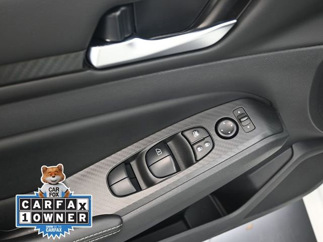 Used 2025 Nissan Altima 2.5 SV image 14