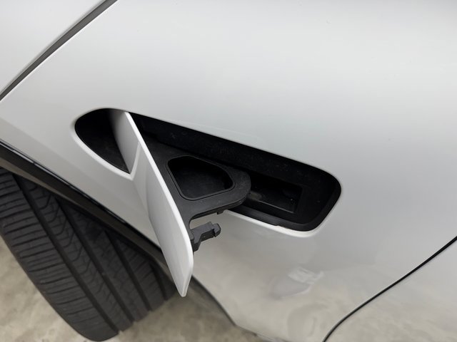 Certified 2023 Mercedes-Benz EQS 580 4MATIC SUV image 27