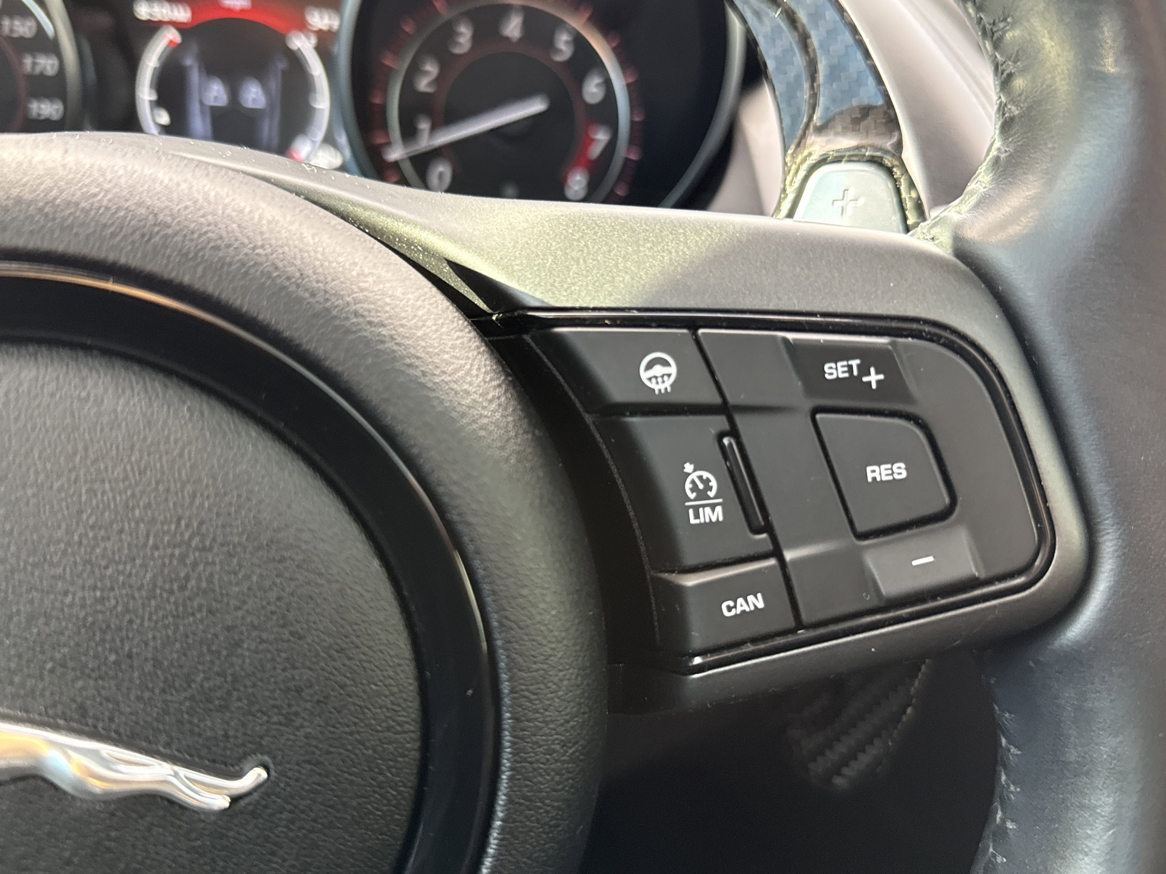 Used 2017 Jaguar F-TYPE R image 20