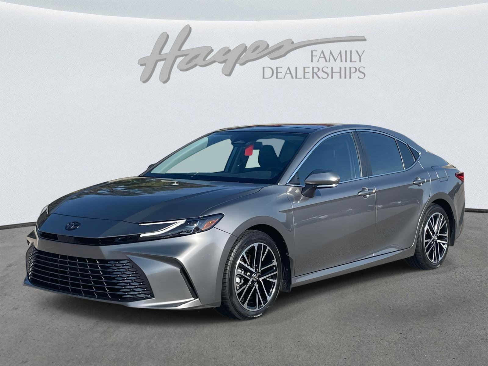 Used 2025 Toyota Camry XLE