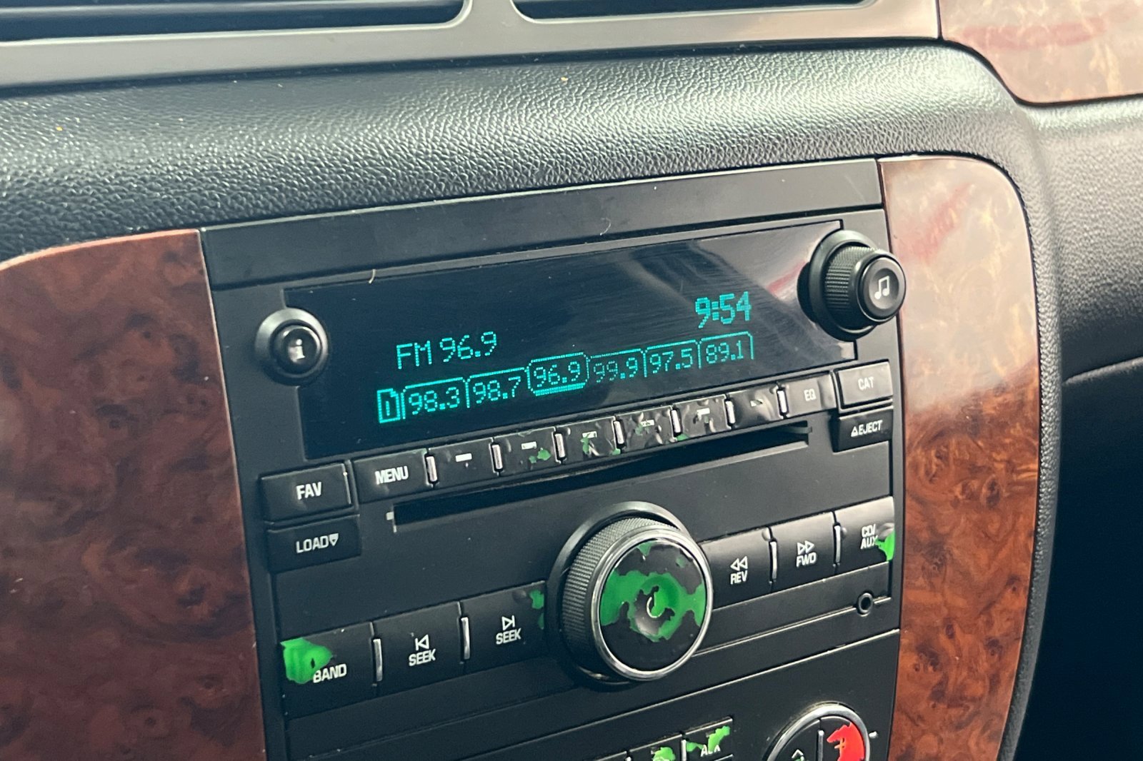 Used 2008 Chevrolet Suburban LT w/ LT Preferred Equipment Group image 19