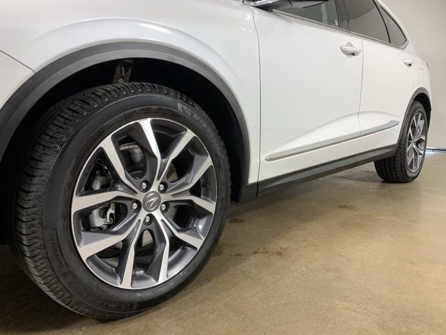 Used 2022 Acura MDX SH-AWD w/ Technology Package image 2
