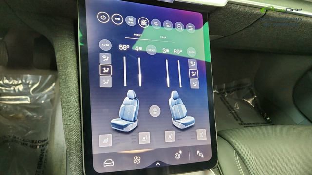 Used 2024 Lucid Air Touring image 49