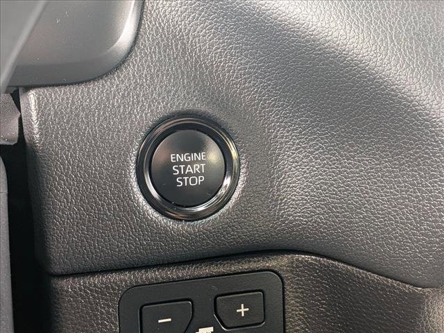 Used 2025 Toyota Tundra Limited AWD/4WD image 15