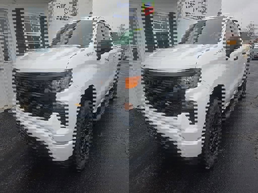 New 2026 Chevrolet Silverado 1500 Custom image 3