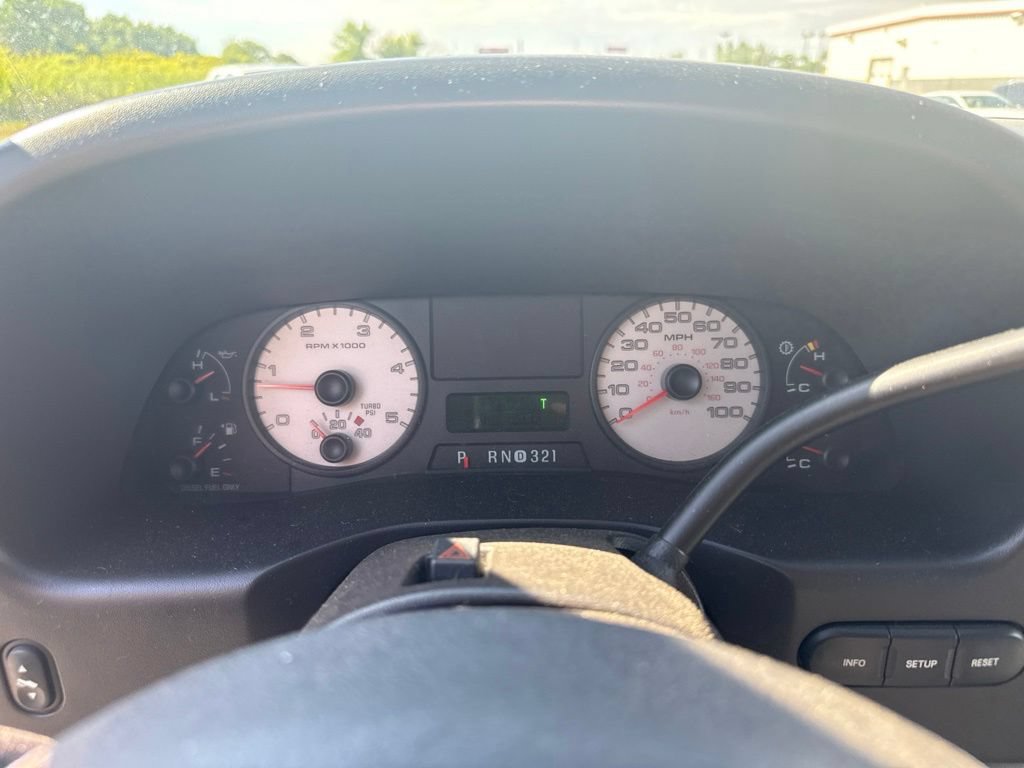 Used 2006 Ford F350 Lariat AWD/4WD image 16