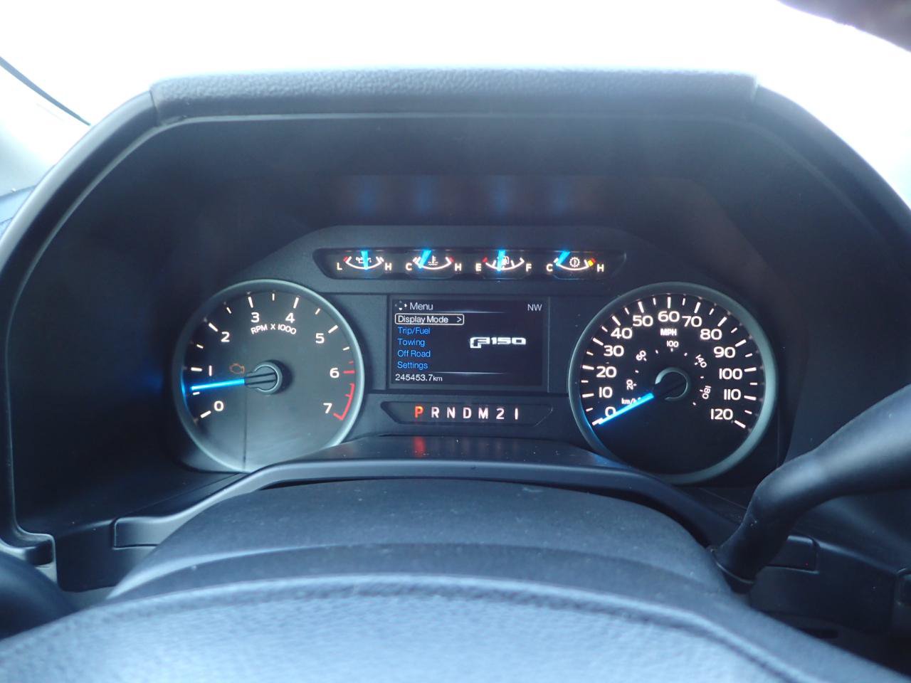 Used 2015 Ford F150 XLT w/ Equipment Group 302A Luxury AWD/4WD image 18