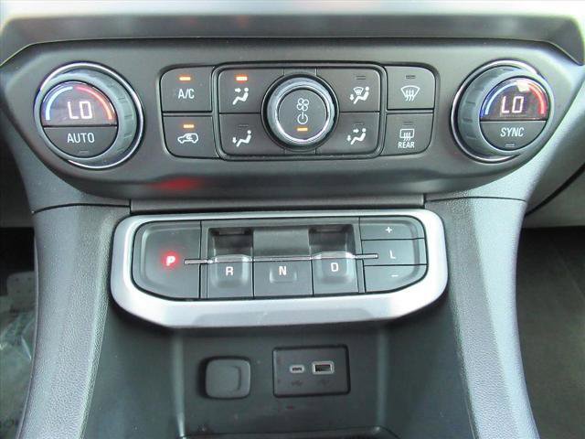 Used 2023 GMC Acadia SLE w/ Driver Convenience Package FWD image 26
