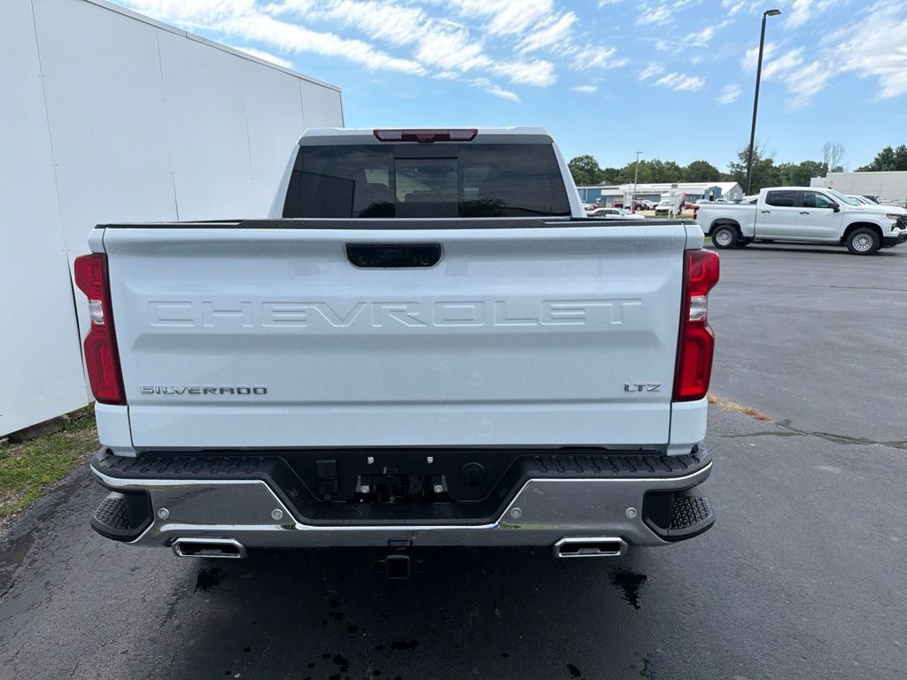 New 2026 Chevrolet Silverado 1500 LTZ w/ LTZ Premium Package AWD/4WD image 11