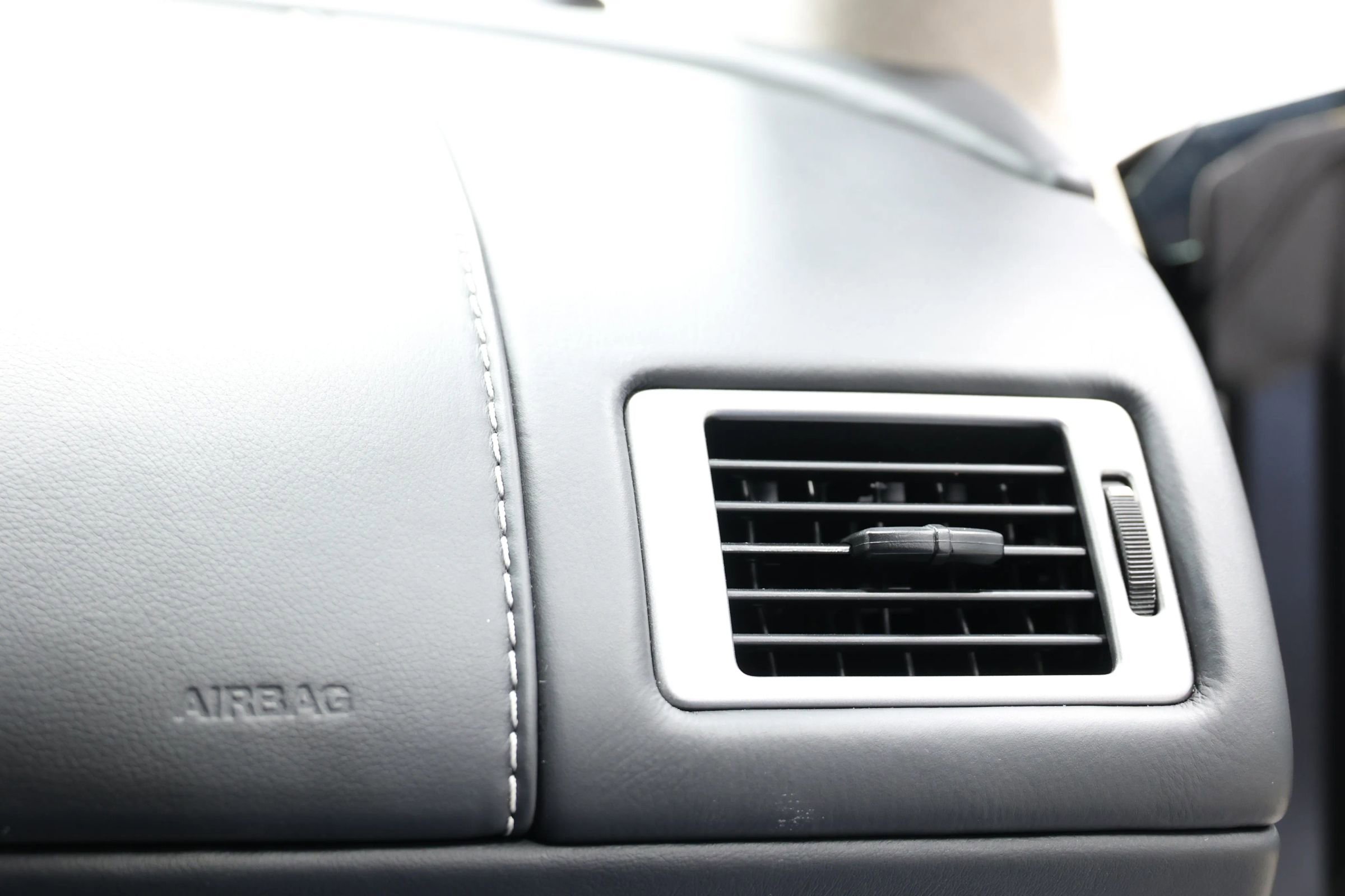 Used 2015 Aston Martin Rapide S image 89