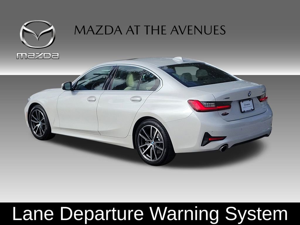 Used 2021 BMW 330i xDrive Sedan w/ Premium Package image 4