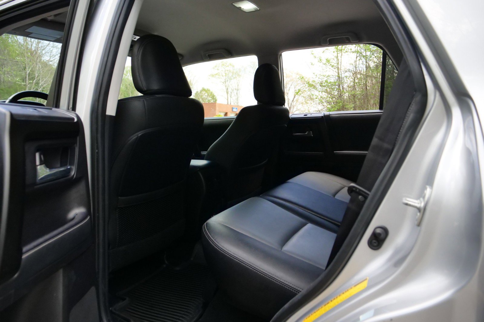 Used 2020 Toyota 4Runner SR5 Premium AWD/4WD image 22