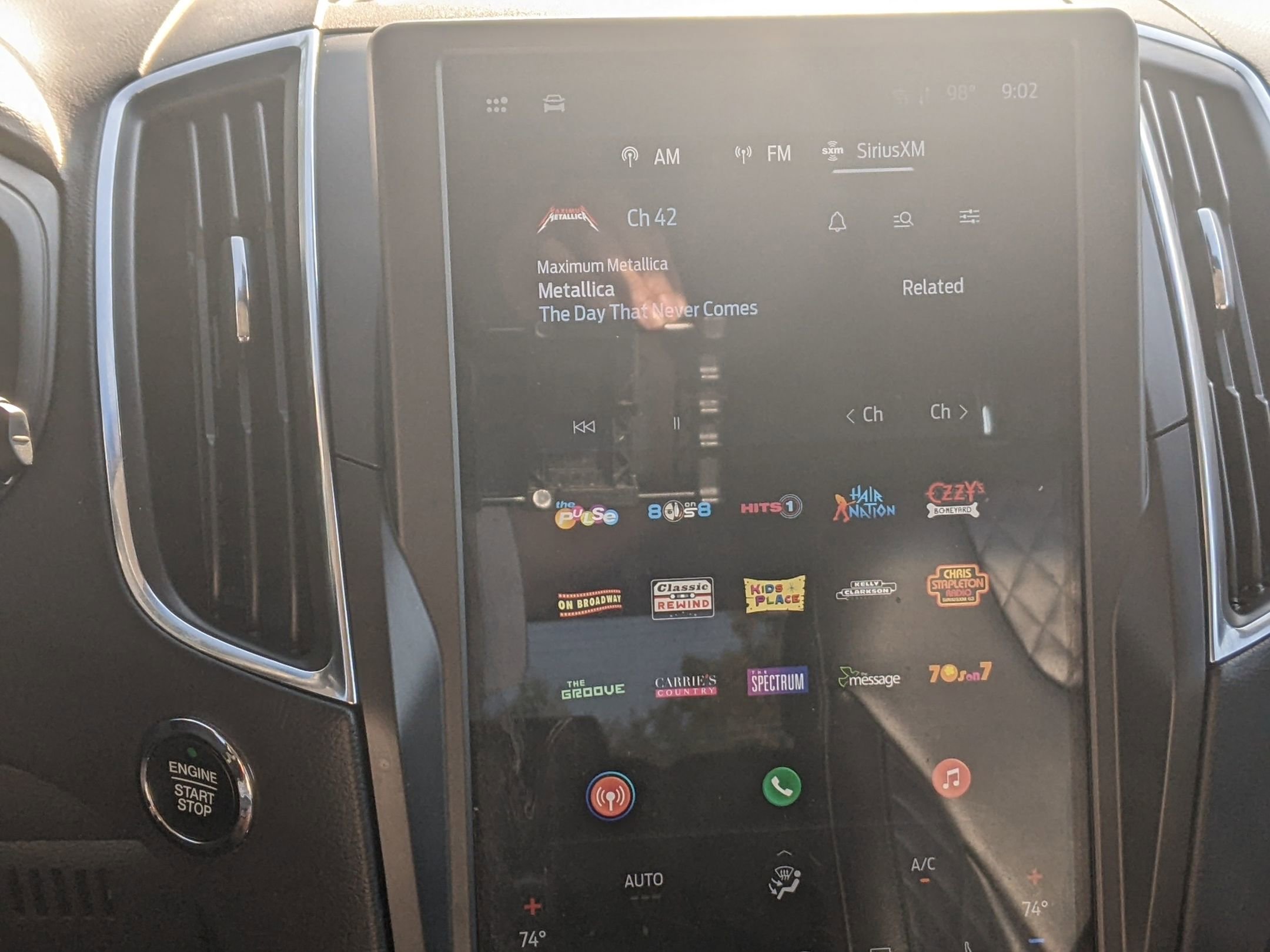 Used 2024 Ford Edge Titanium image 26