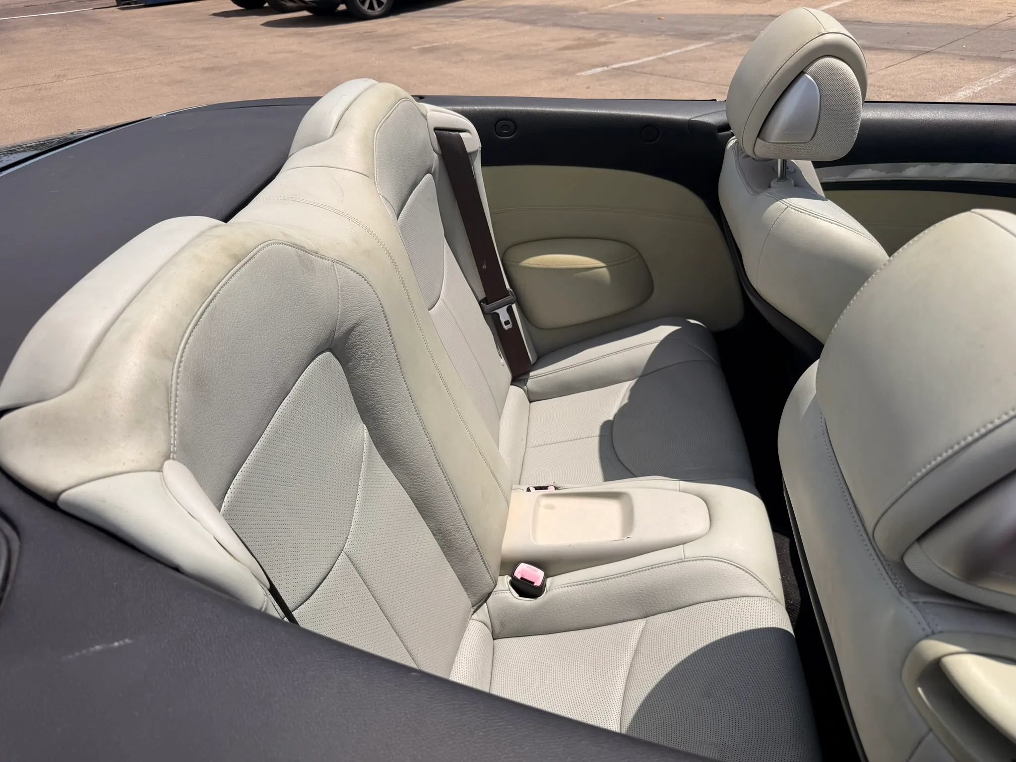 Used 2014 INFINITI Q60 Convertible w/ Premium Package RWD image 11