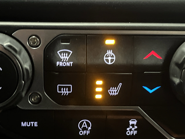 Used 2021 Jeep Wrangler Unlimited Rubicon AWD/4WD image 7