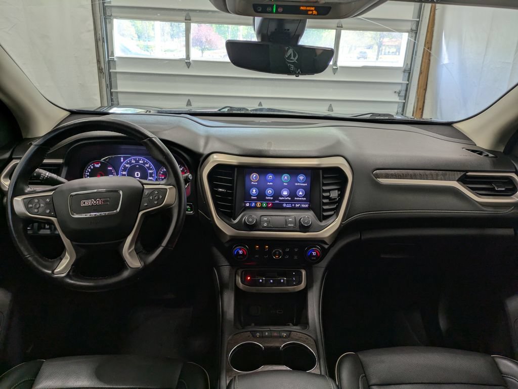Used 2022 GMC Acadia Denali w/ Black Diamond Edition AWD/4WD image 13