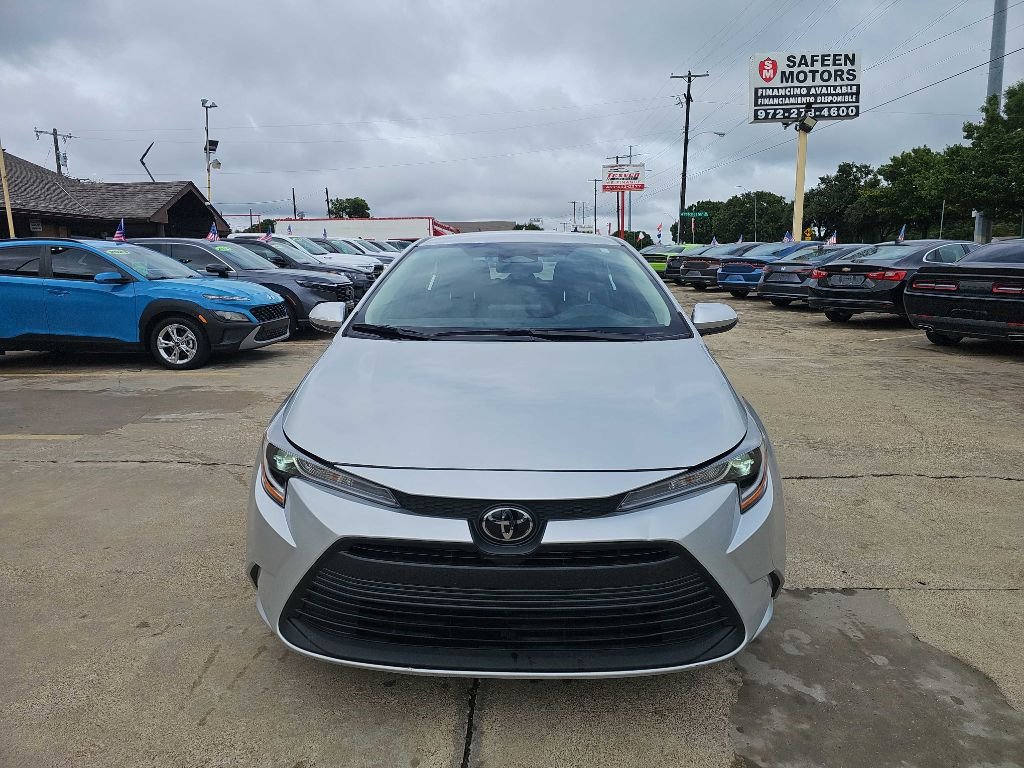 Used 2024 Toyota Corolla LE image 6