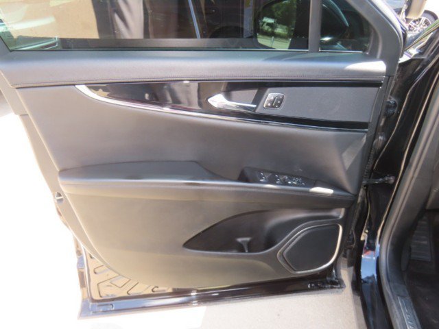 Certified 2023 Lincoln Nautilus AWD w/ Premium Package image 22